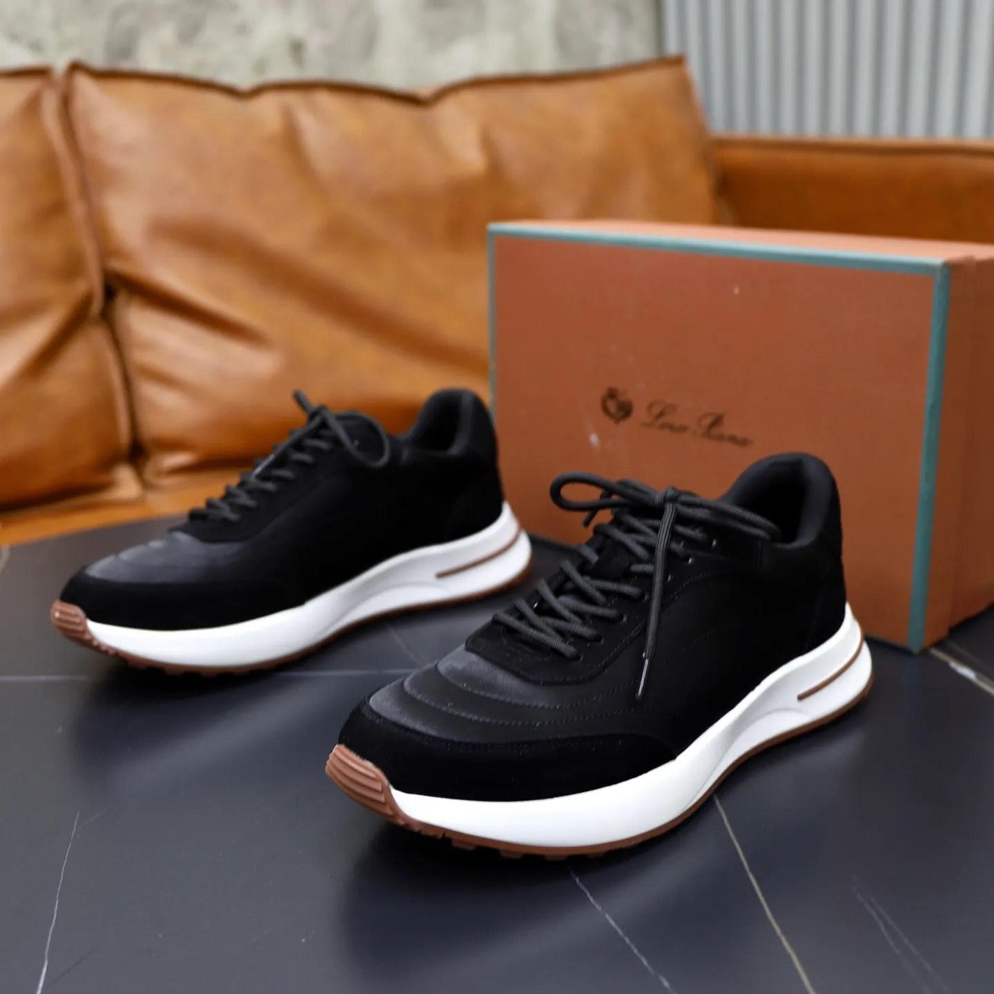 Ex-factory price: 462💰Loropiana LP men's shoes ♞size; 38-44 "45. Customized" original leather splicing. It is really easy to wear, lazy, relaxed, casual, perfect comfort, and there are many color choices, and they all look good with clothes. Is it true that Loropiana can bring social value? “Loropiana is the best thing money can buy”
